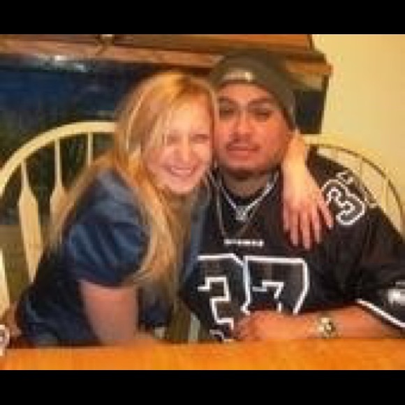 Meet your Posher, Christina - Picture 3 of 4